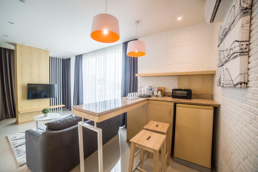 Hotel The Bliss Ubon Ubon Ratchathani Zimmer foto